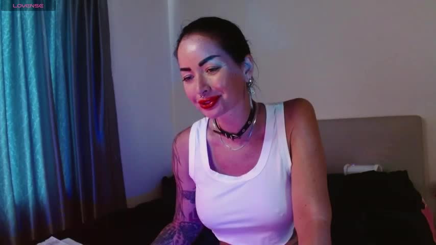 amber_tasty Live Sex December 13, 2025