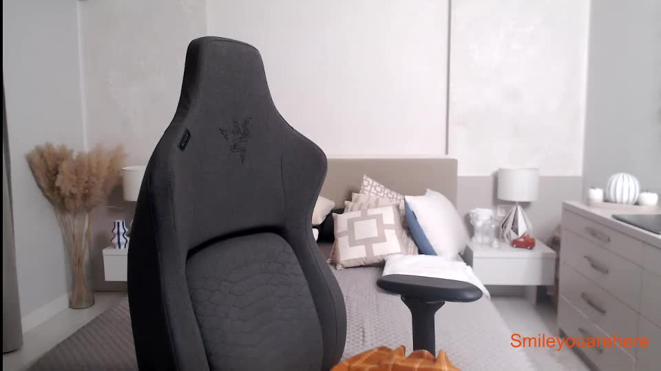 smileyouarehere Live Sex December 14, 2025