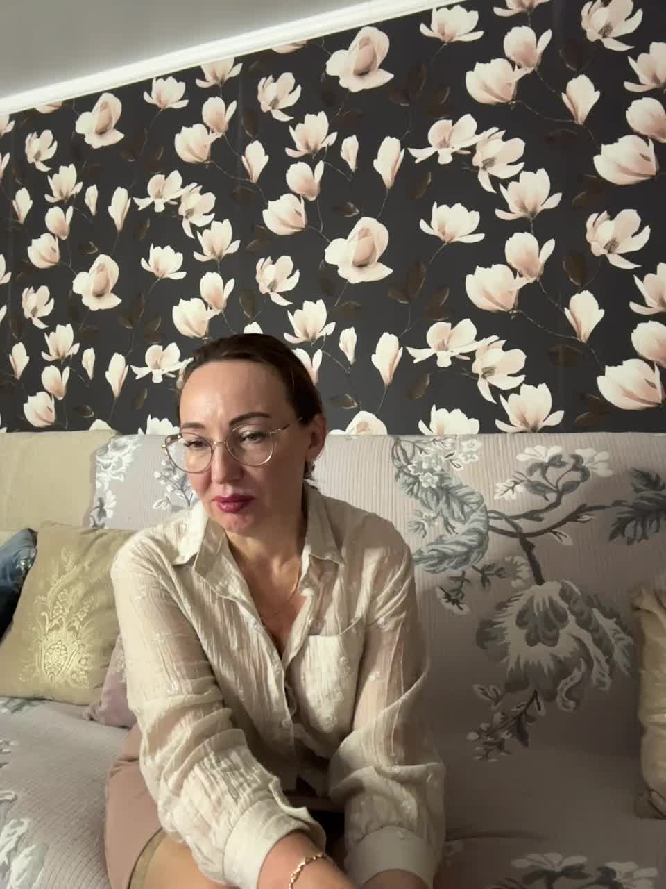 Pink-Lips Live Sex December 13, 2025