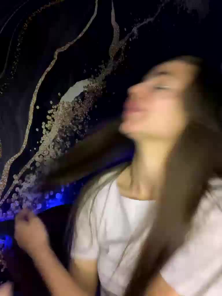 Nimfasta Live Sex December 14, 2025