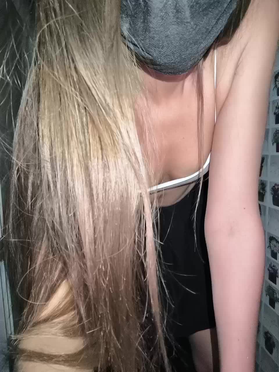 KitKat666 Live Sex December 13, 2025