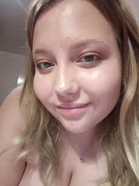 Skujnaya Live Sex December 15, 2025