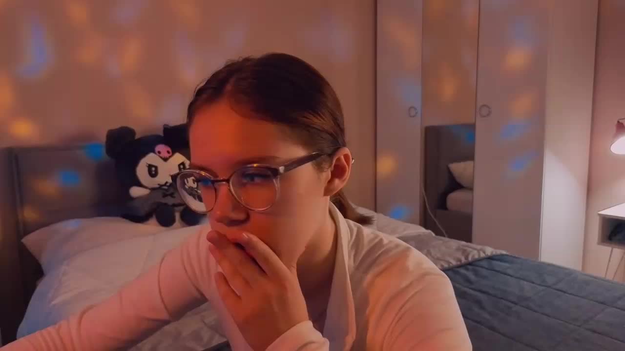 MiaLuw Live Sex December 14, 2025