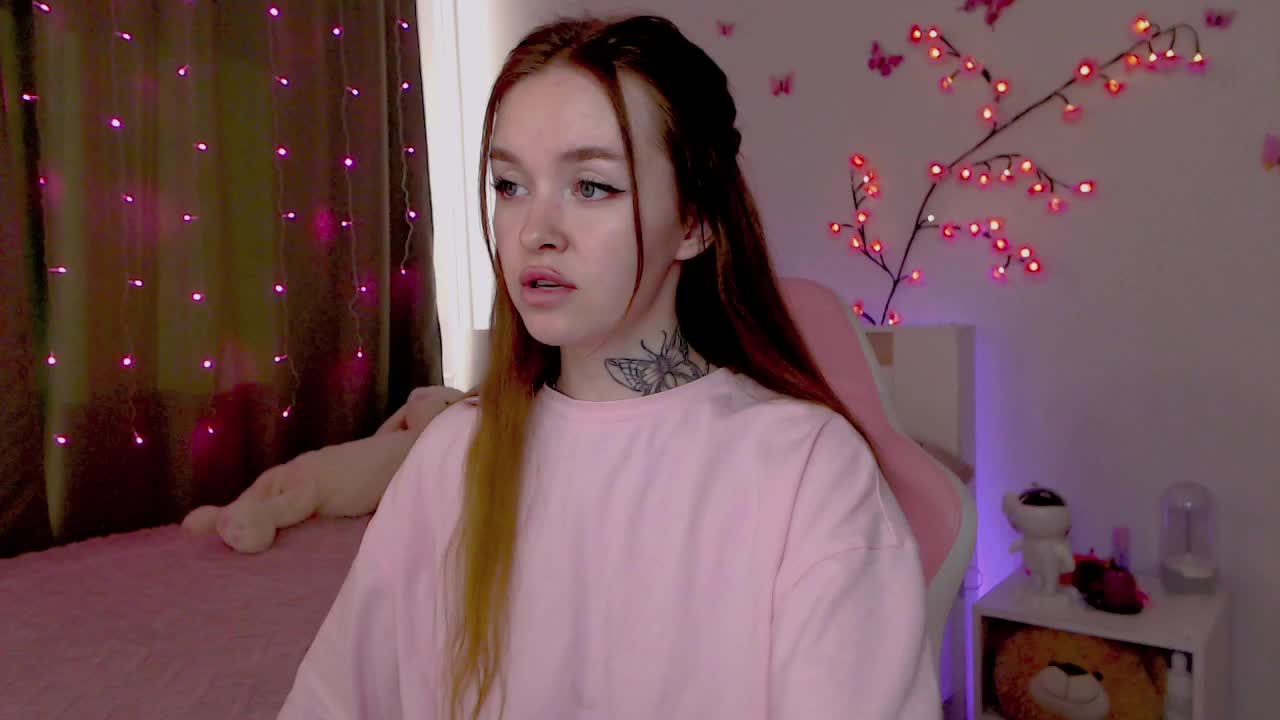 NaughtyMable Live Sex December 14, 2025