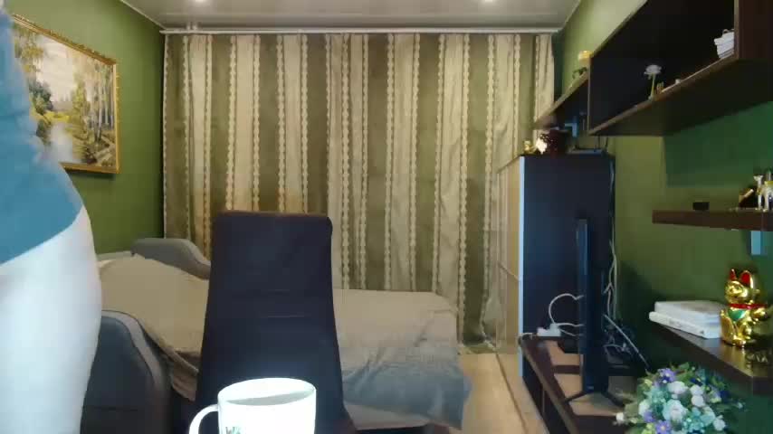 Veronika_Gold Live Sex December 18, 2025