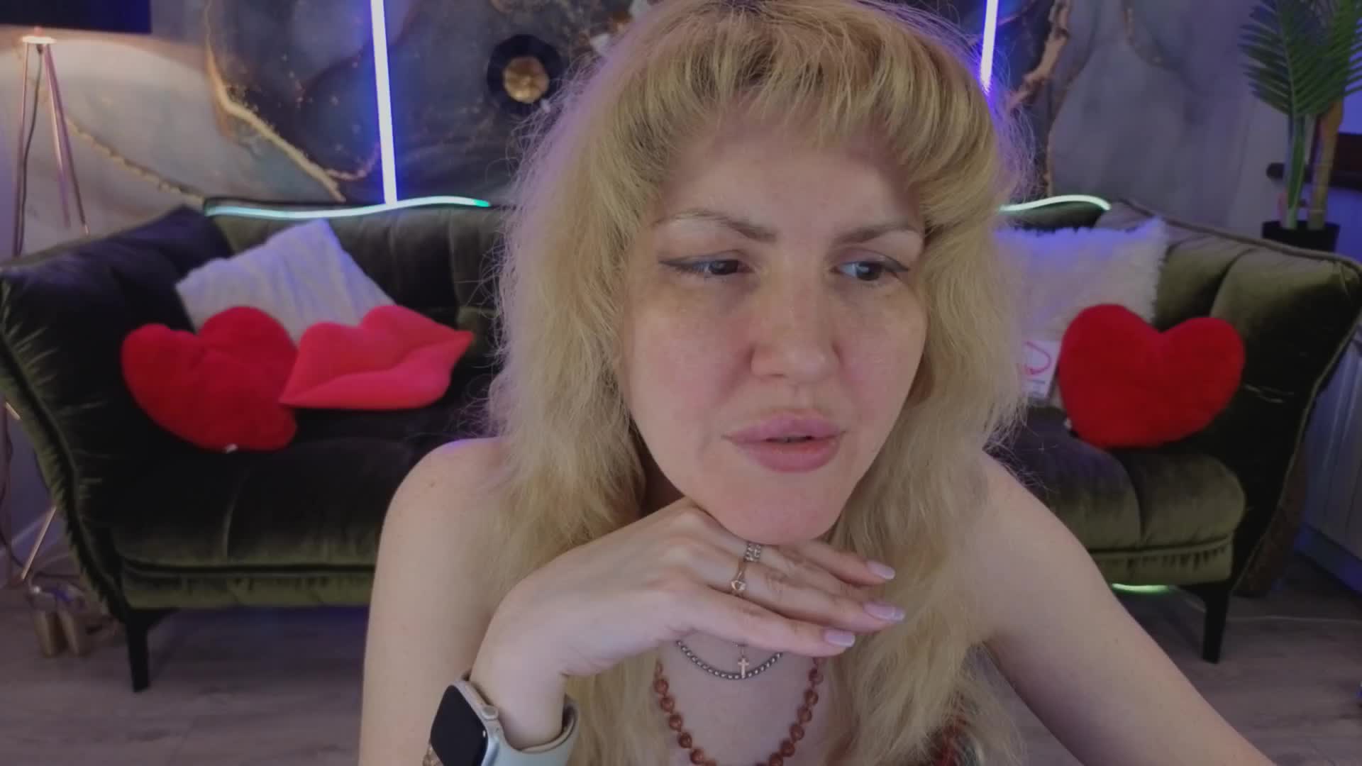 NatalyChanel Live Sex December 13, 2025