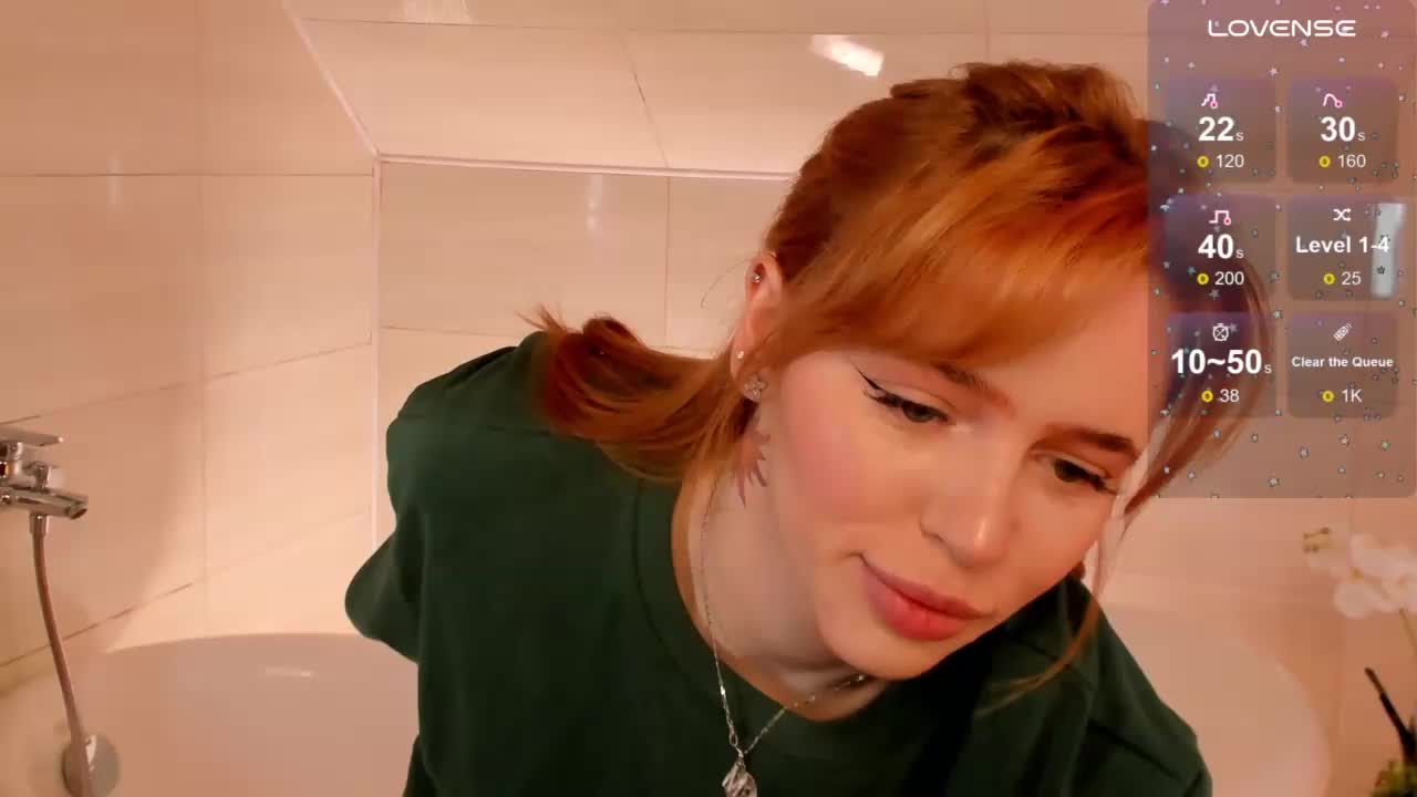 Phoenix_Margo Live Sex December 17, 2025