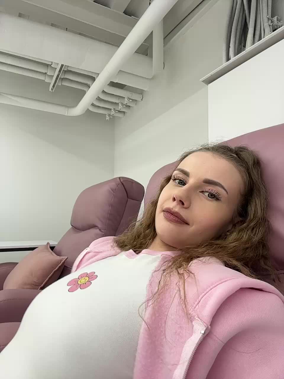 VikkiExtraCheese Live Sex December 18, 2025