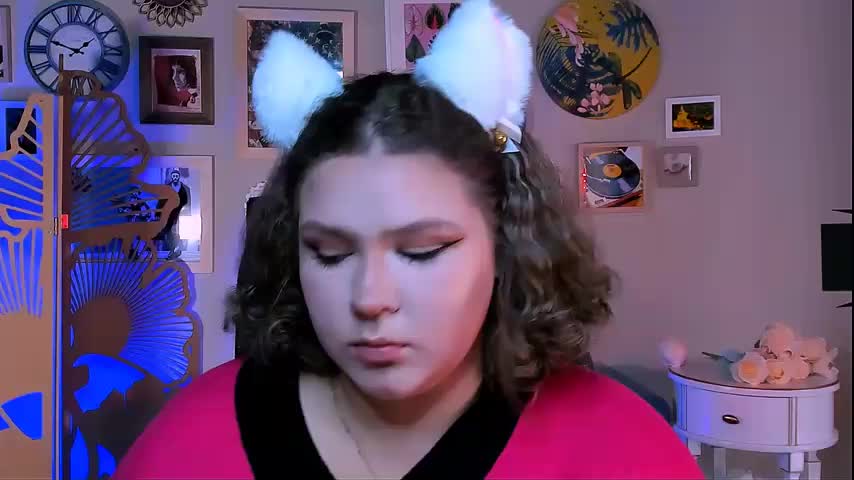 FlorenceAnderson Live Sex December 14, 2025