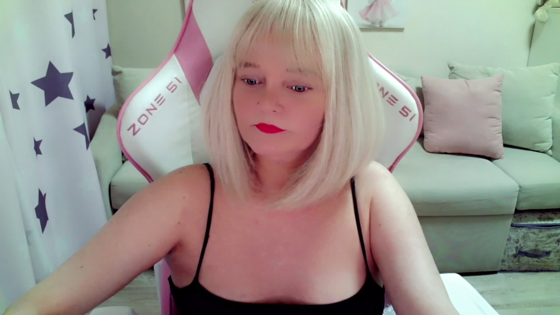 ChristieRoses Live Sex December 13, 2025