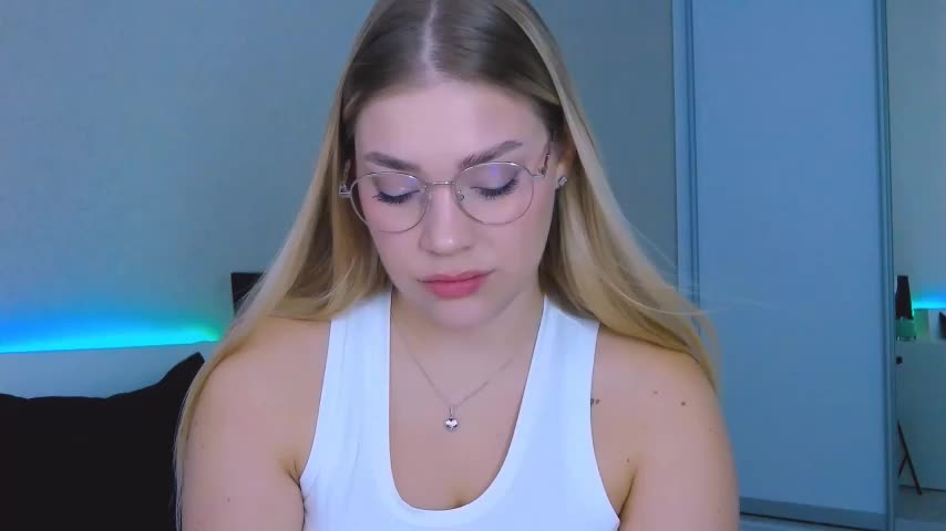 DIANAxxxDIAMOND Live Sex December 15, 2025