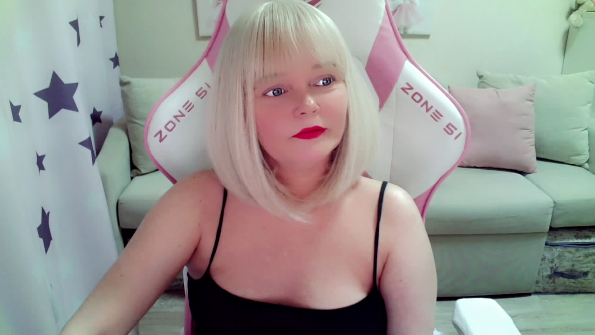 ChristieRoses Live Sex December 13, 2025