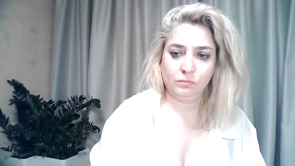 KickaIricka Live Sex December 14, 2025