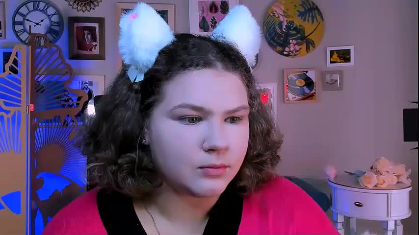 FlorenceAnderson Live Sex December 14, 2025