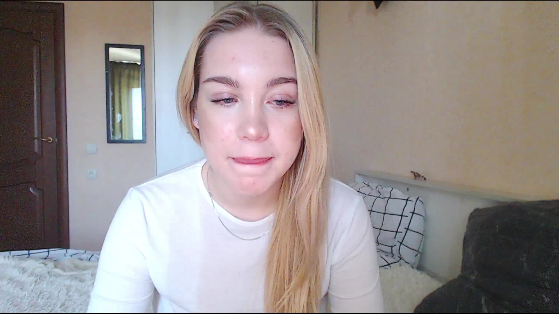 maksisy Live Sex December 15, 2025