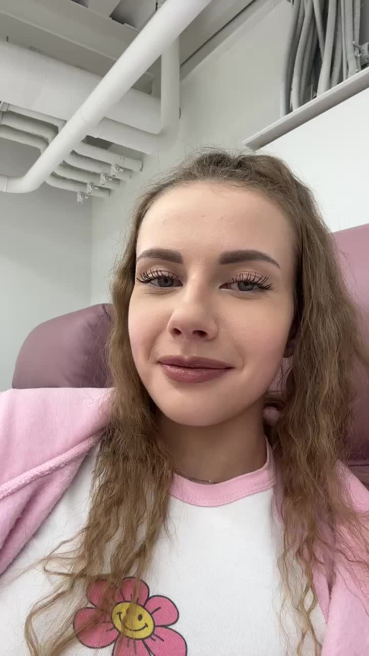 VikkiExtraCheese Live Sex December 18, 2025