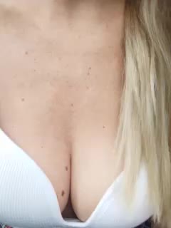 Blondi_Love Live Sex December 18, 2025