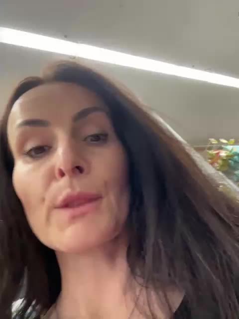 _FuckMeNow_ Live Sex December 18, 2025