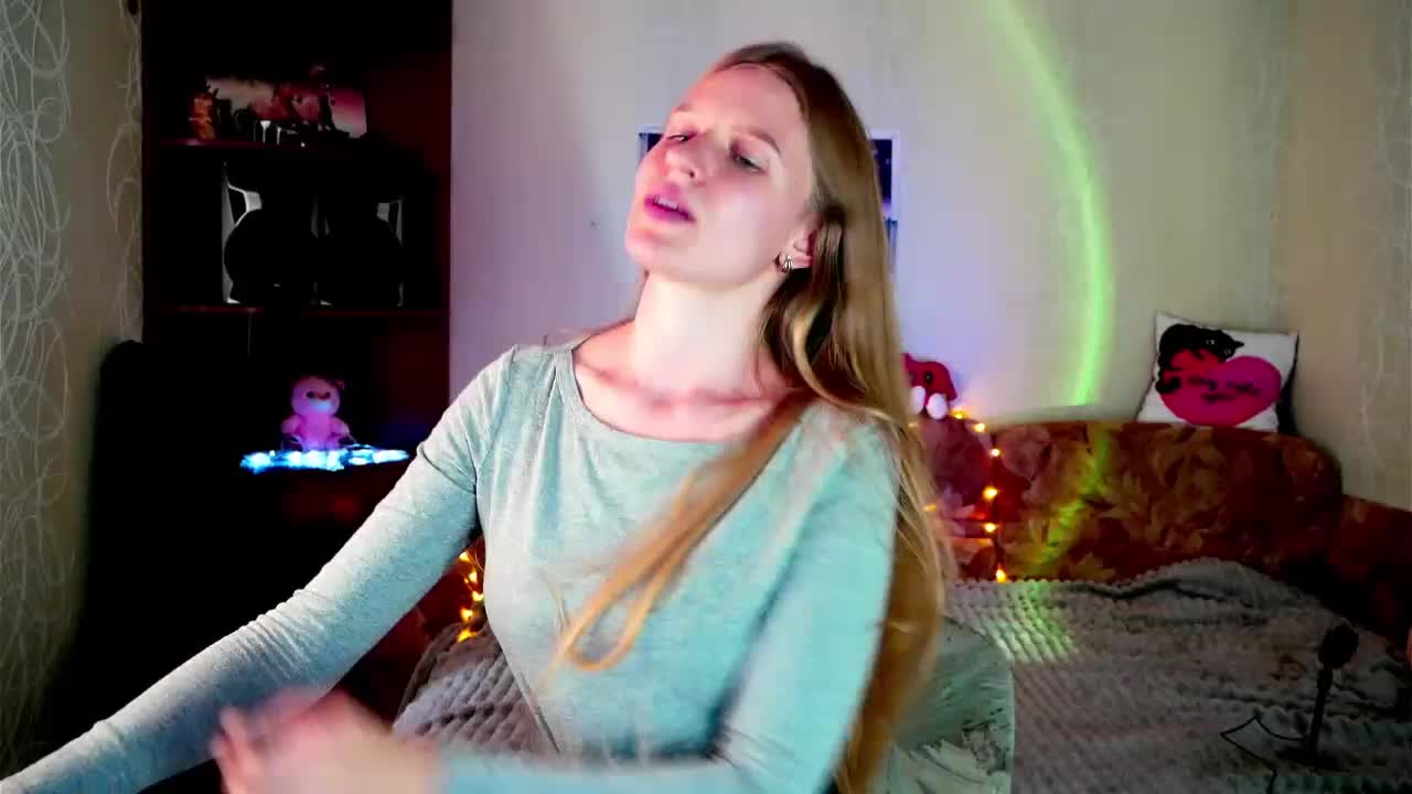 LunaEvan Live Sex December 13, 2025