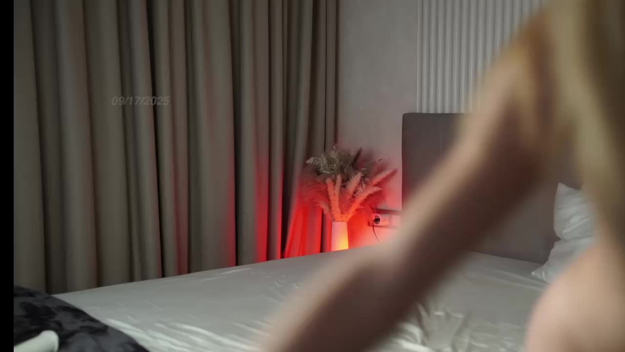 Lovely-Olivia Live Sex December 13, 2025