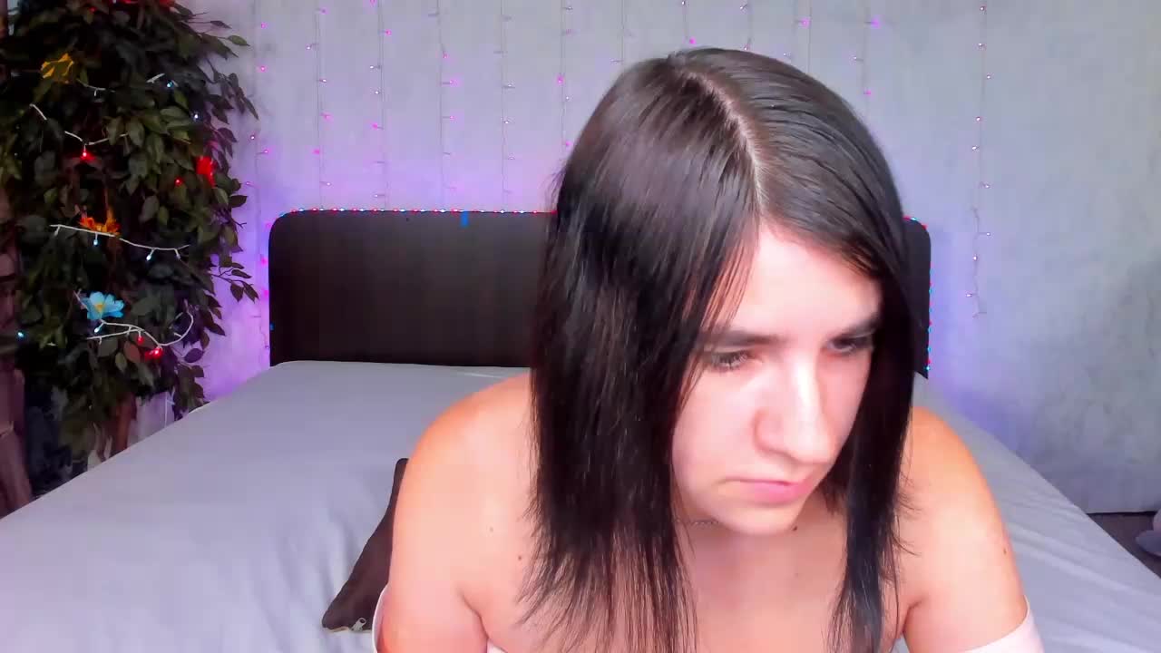 Polly-Love Live Sex December 17, 2025