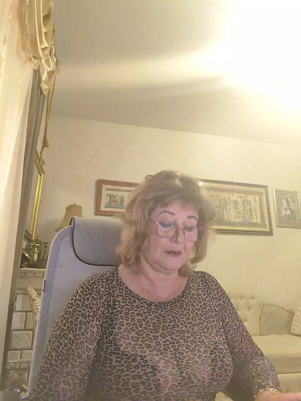 KarinkaSweet Live Sex December 15, 2025