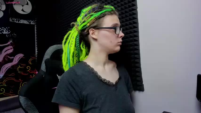 KIKI_Krash Live Sex December 13, 2025