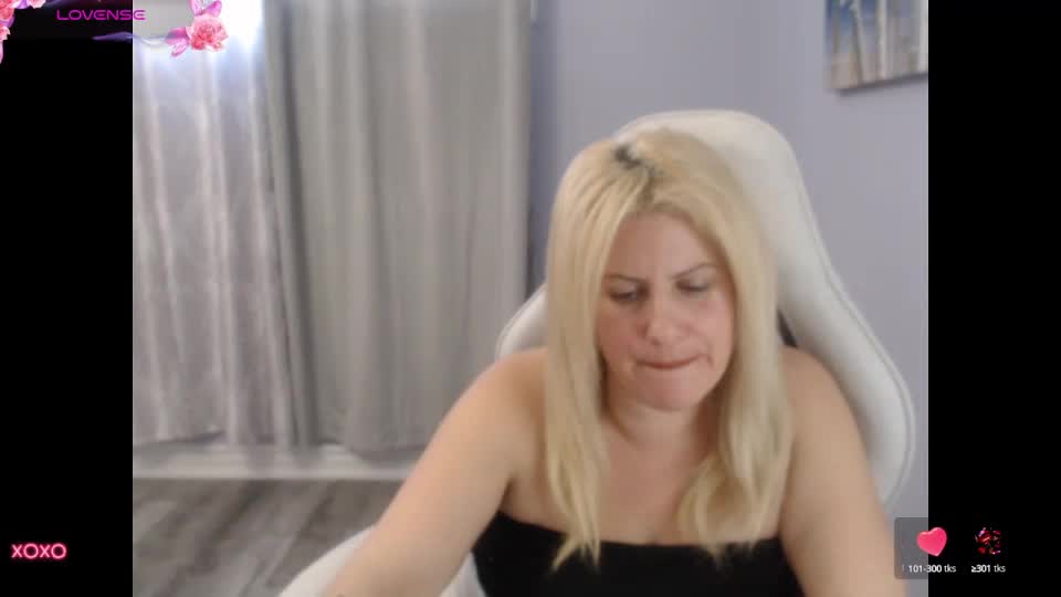 bellastar84 Live Sex December 13, 2025