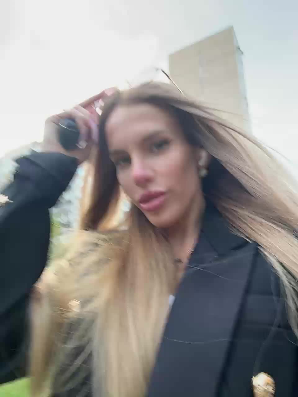 ALVUWKA Live Sex December 14, 2025