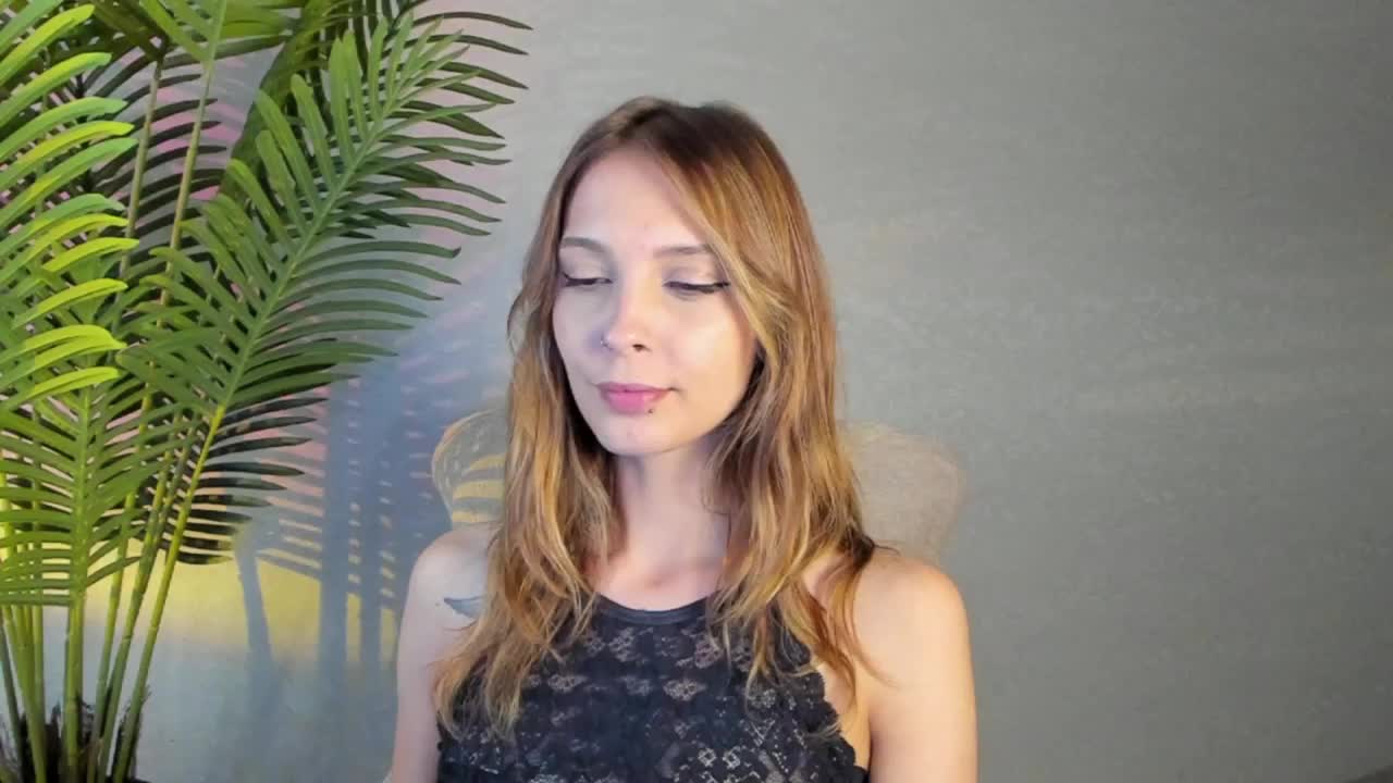 Maribett Live Sex December 15, 2025