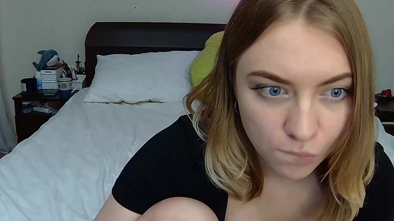 LinkaMalinka Live Sex December 17, 2025