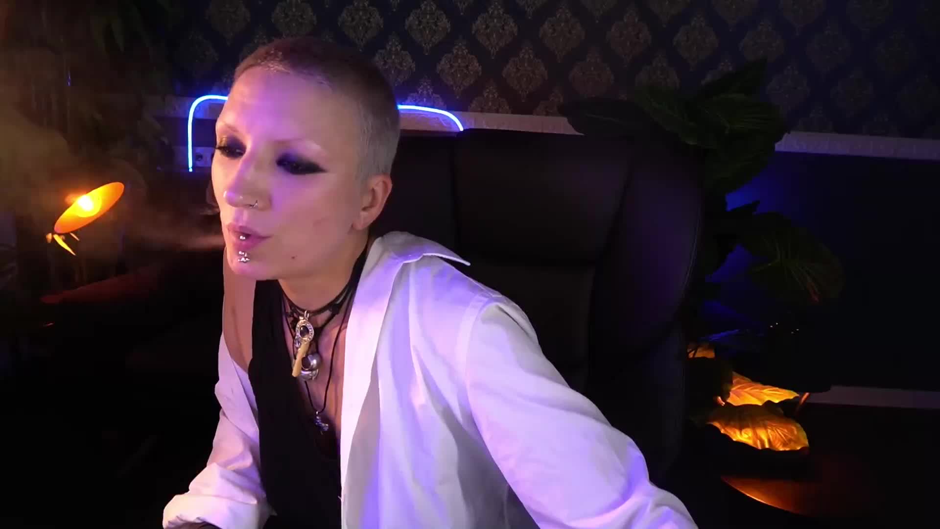 MiraMoonn Live Sex December 13, 2025