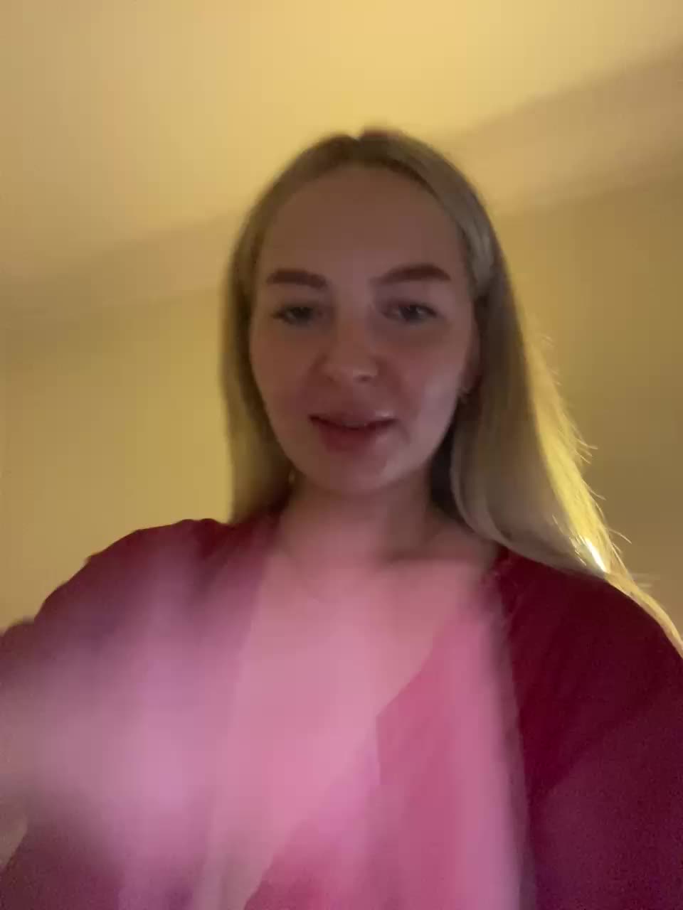 Marysik Live Sex December 17, 2025