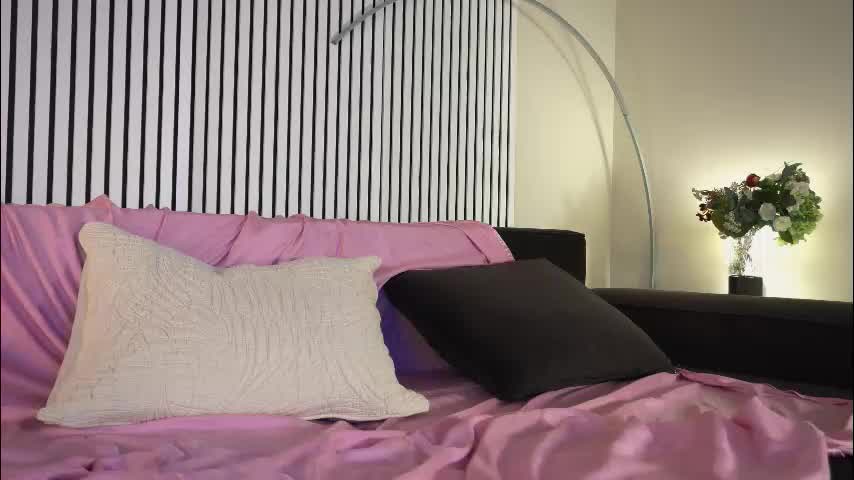 elizzza_ Live Sex December 17, 2025