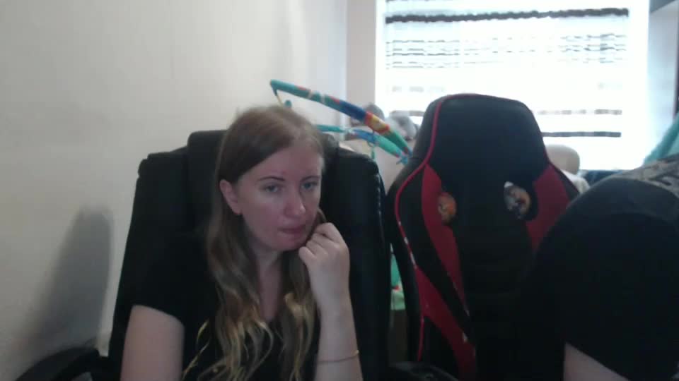 jenisandpeter Live Sex December 20, 2025