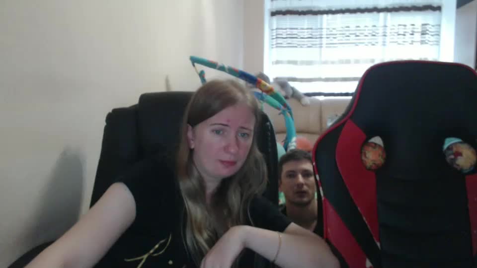 jenisandpeter Live Sex December 20, 2025