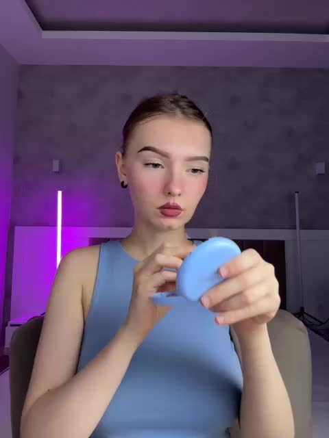 -Nezukoo- Live Sex December 18, 2025