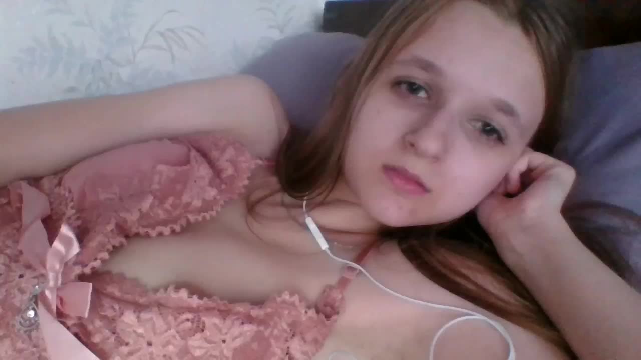 Kitty20Meow Live Sex December 17, 2025