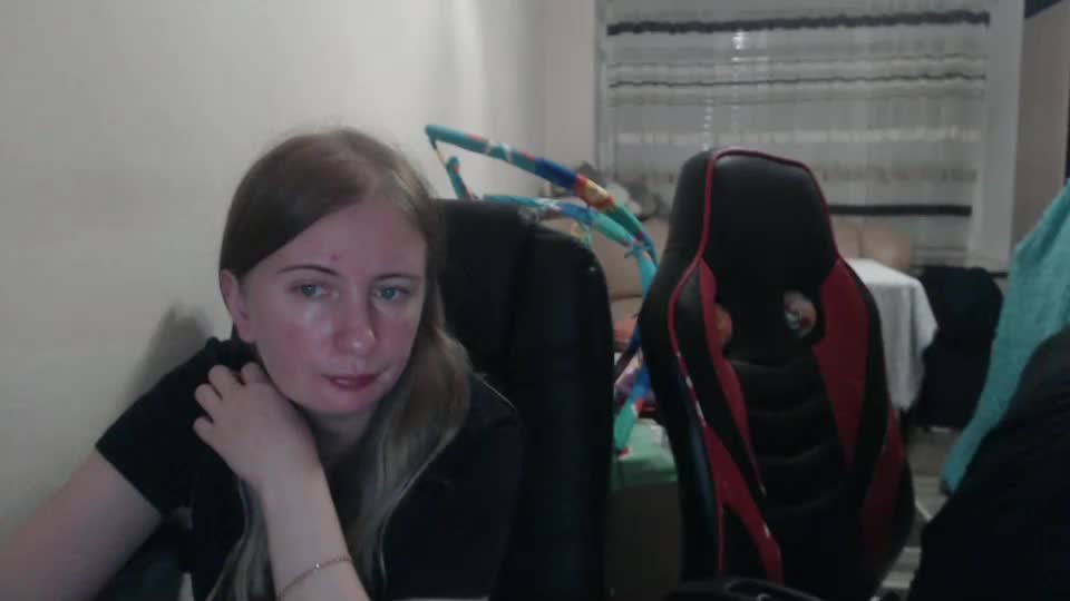 jenisandpeter Live Sex December 20, 2025