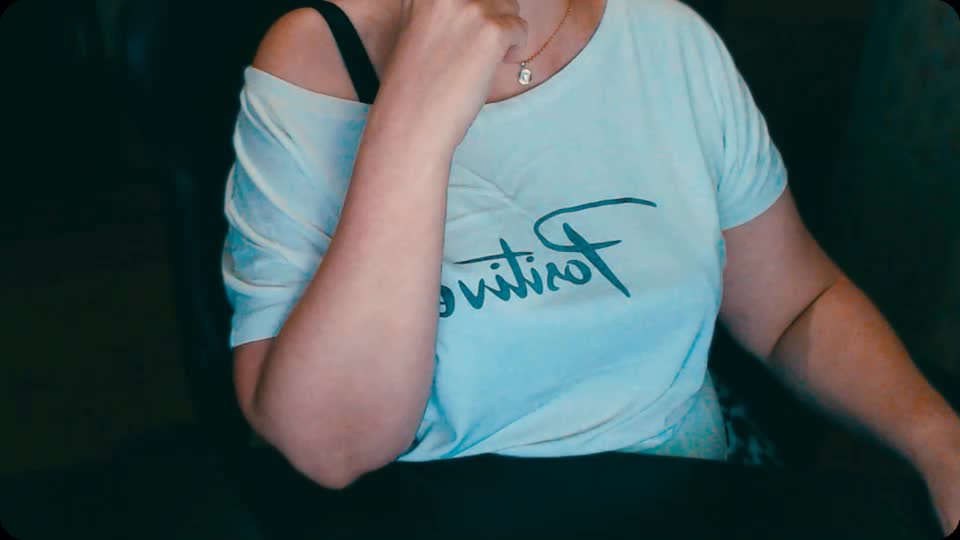 Alisa1917 Live Sex December 17, 2025