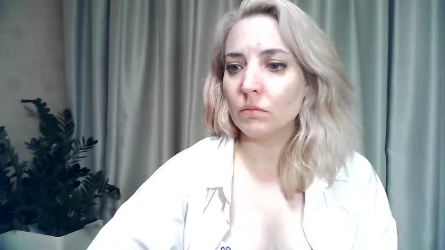 mariska-kiska Live Sex December 14, 2025