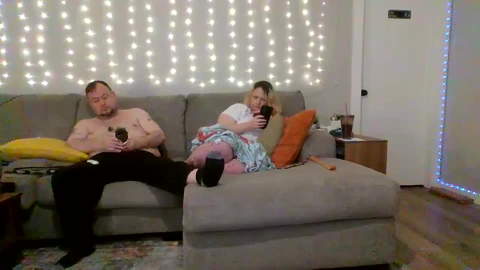 victoriaandjesse Live Sex December 18, 2025