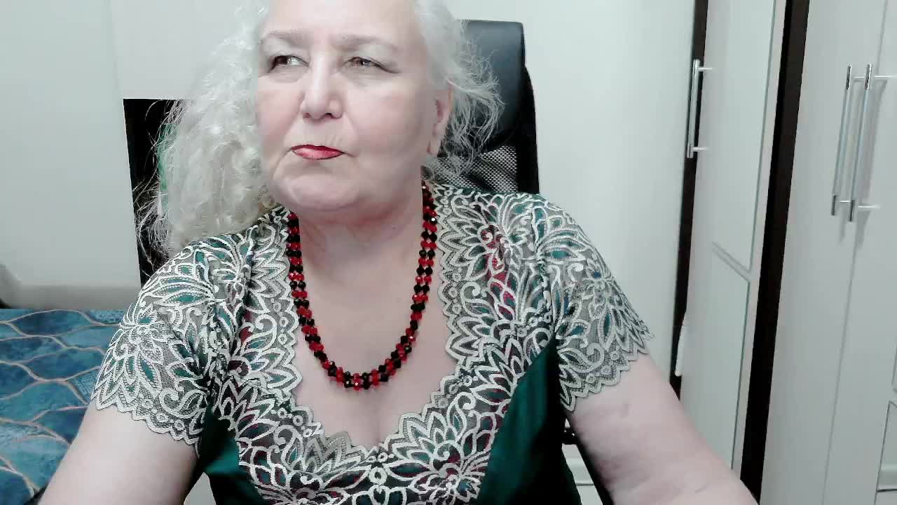 GrannyWants Live Sex December 17, 2025