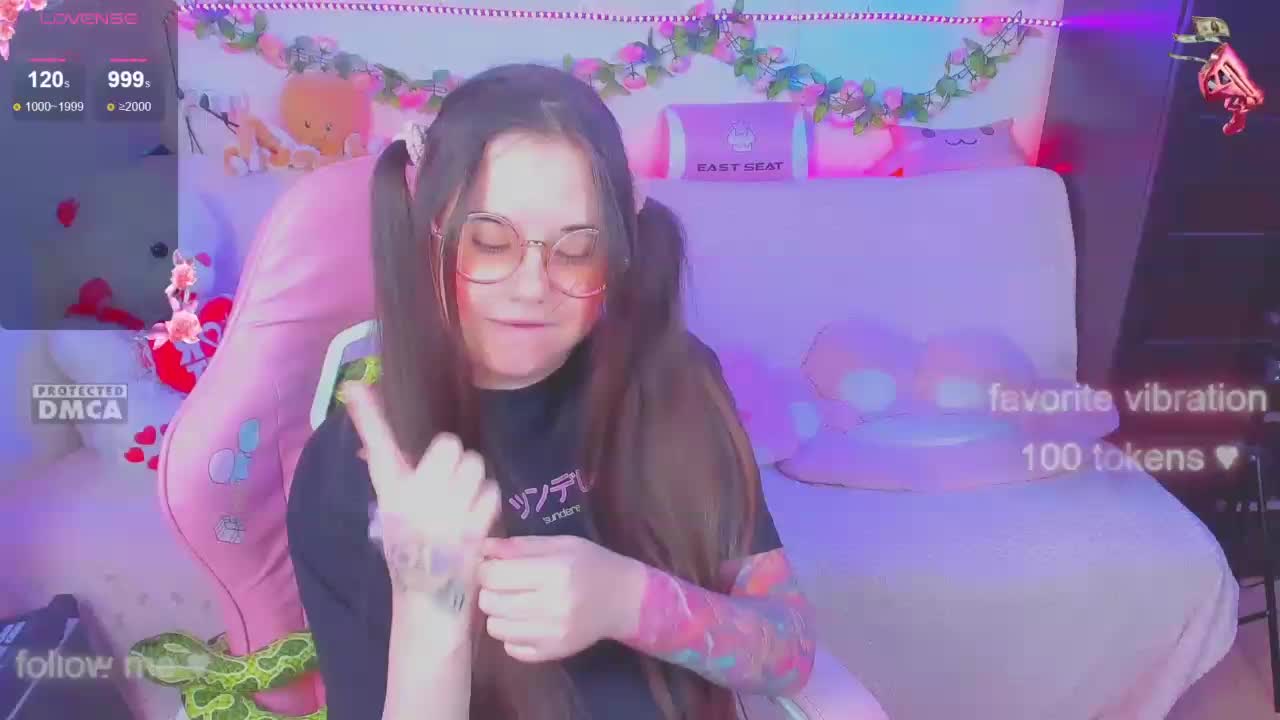 LoliSuccub Live Sex December 17, 2025