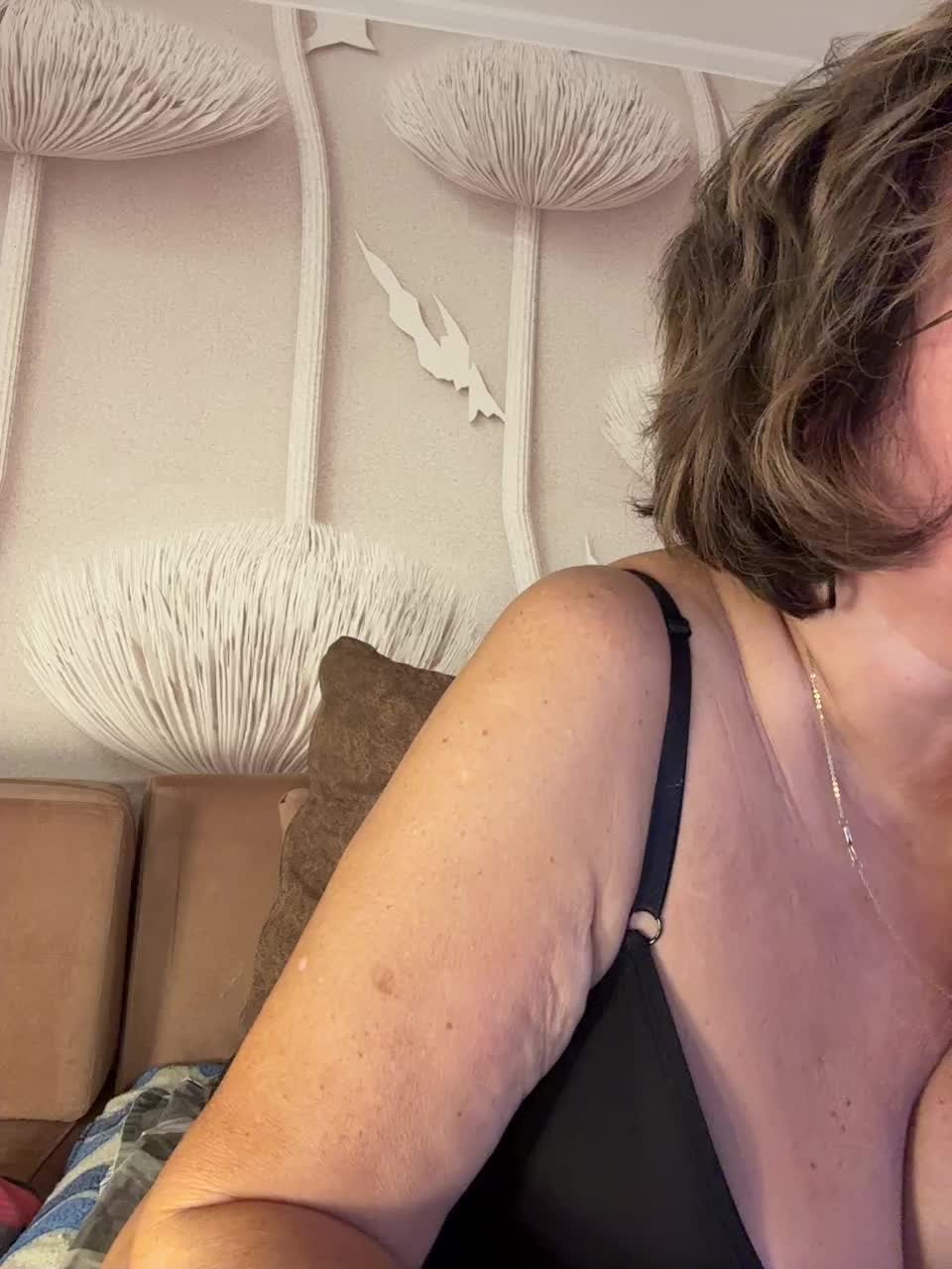 anyuta1212 Live Sex December 18, 2025