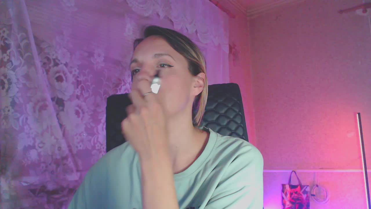 Babymuro4ka Live Sex December 17, 2025