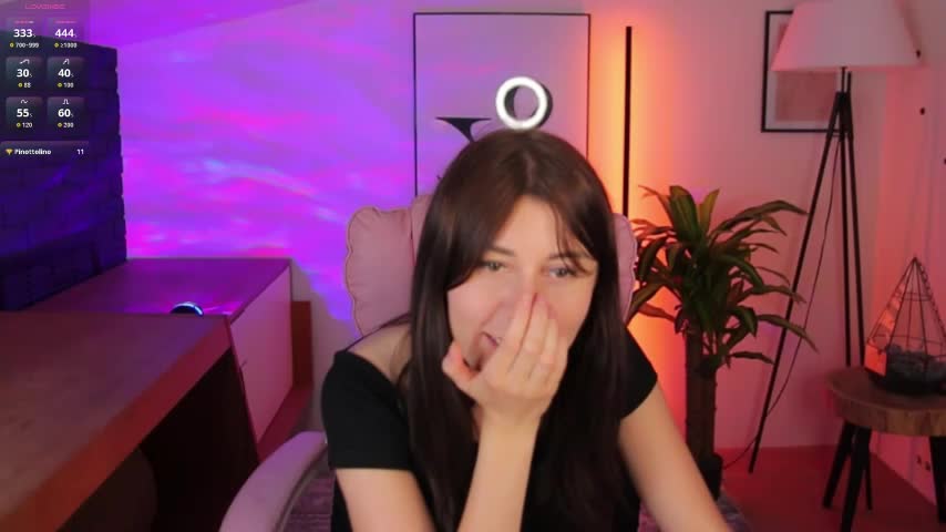 Hailey_Green Live Sex December 17, 2025