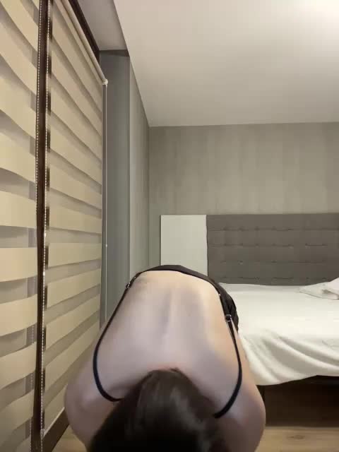 BabyDarii Live Sex December 17, 2025