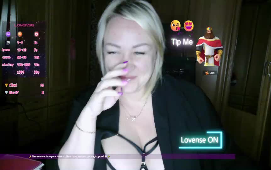 Pavuhi Live Sex December 12, 2025