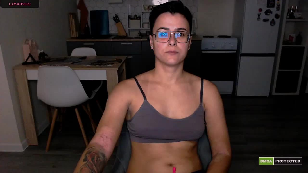 Sashanotfound Live Sex 2025.09.18